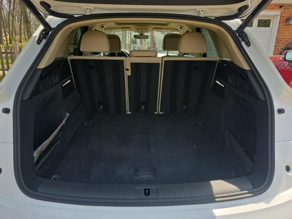 Thumbnail: 2023 Audi Q5 - 9