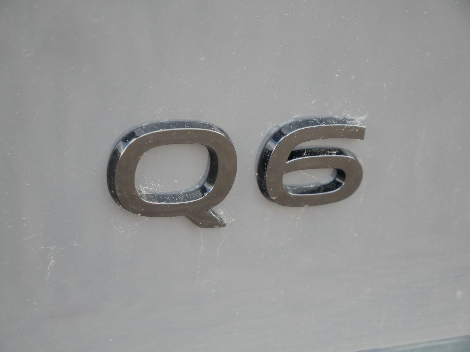 Thumbnail: 2025 Audi Q6 e-tron - 9