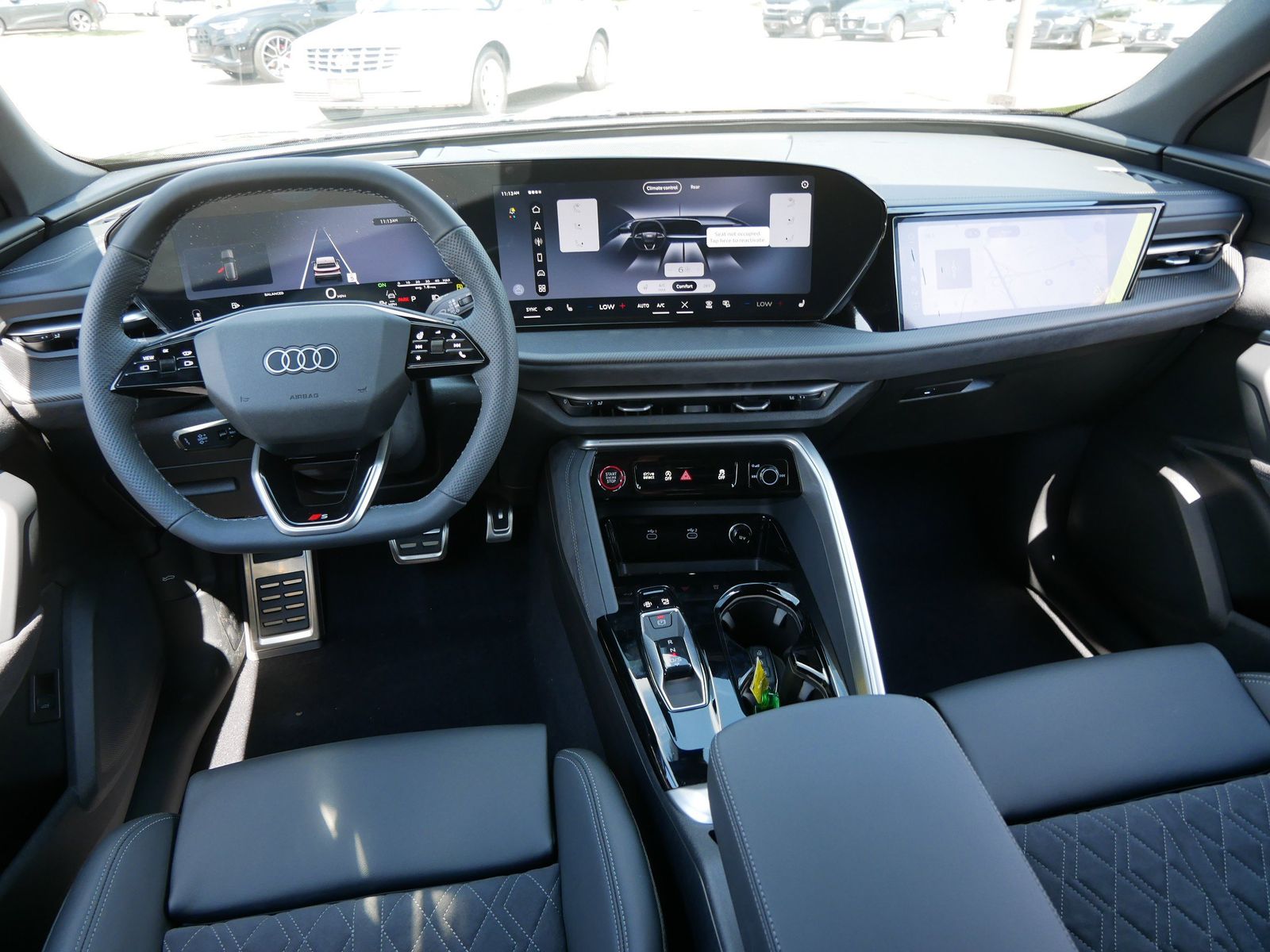 Thumbnail: 2026 Audi SQ5 - 11