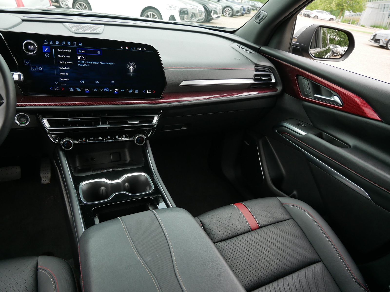 Thumbnail: 2025 Chevrolet Traverse - 12