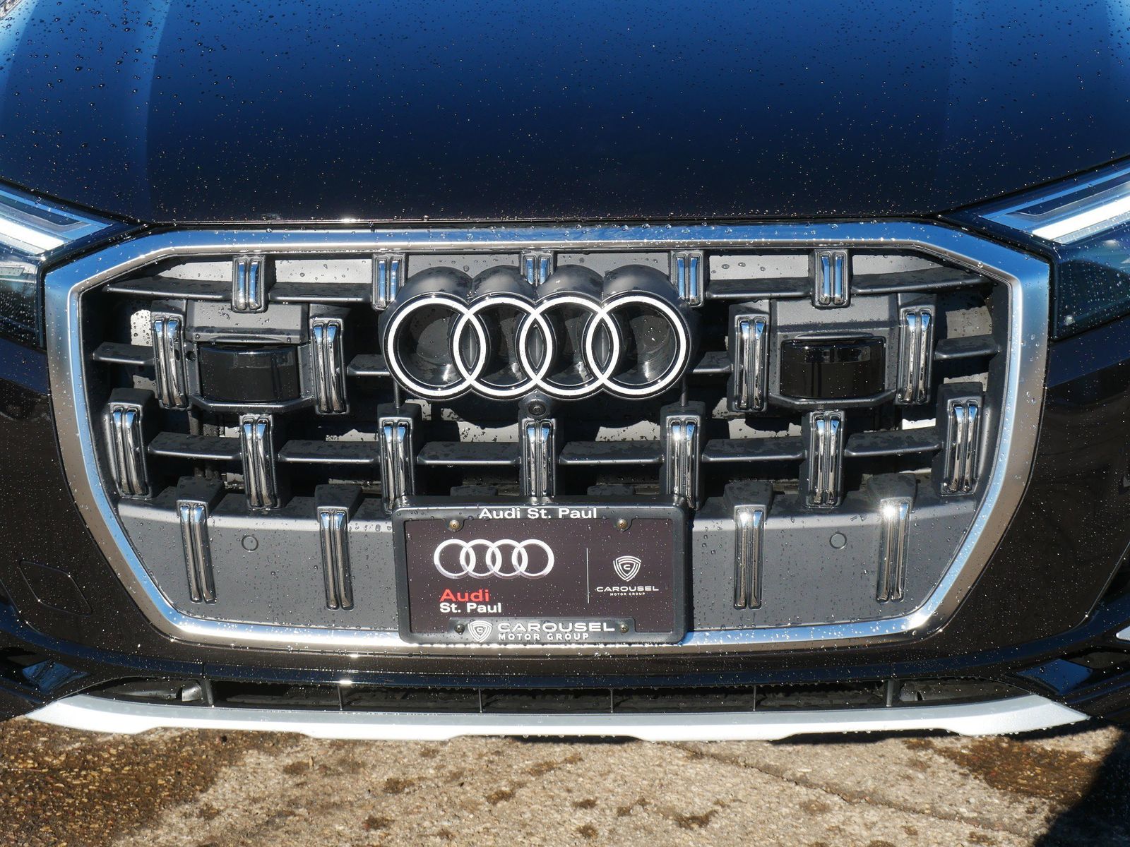 Thumbnail: 2026 Audi Q7 - 8