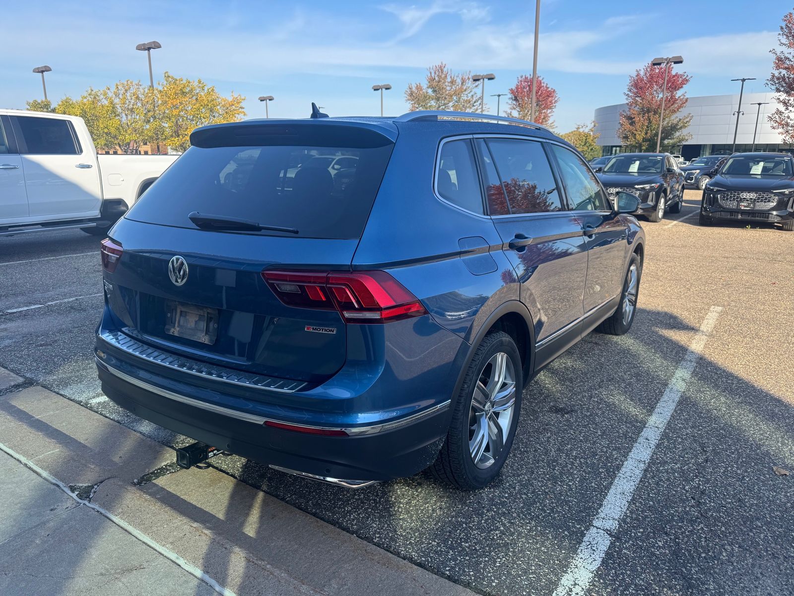 Thumbnail: 2019 Volkswagen Tiguan - 3