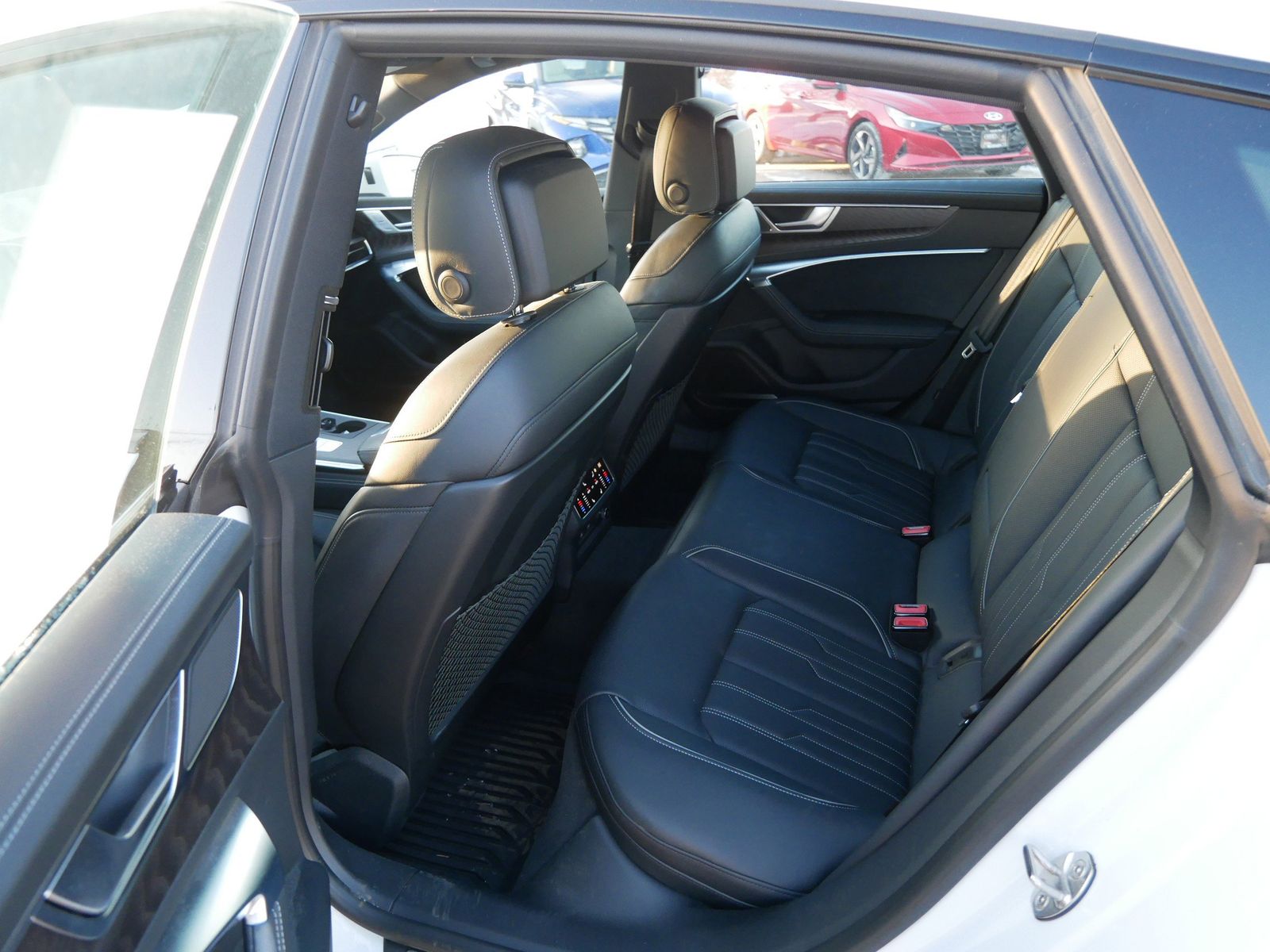 Thumbnail: 2022 Audi A7 - 10