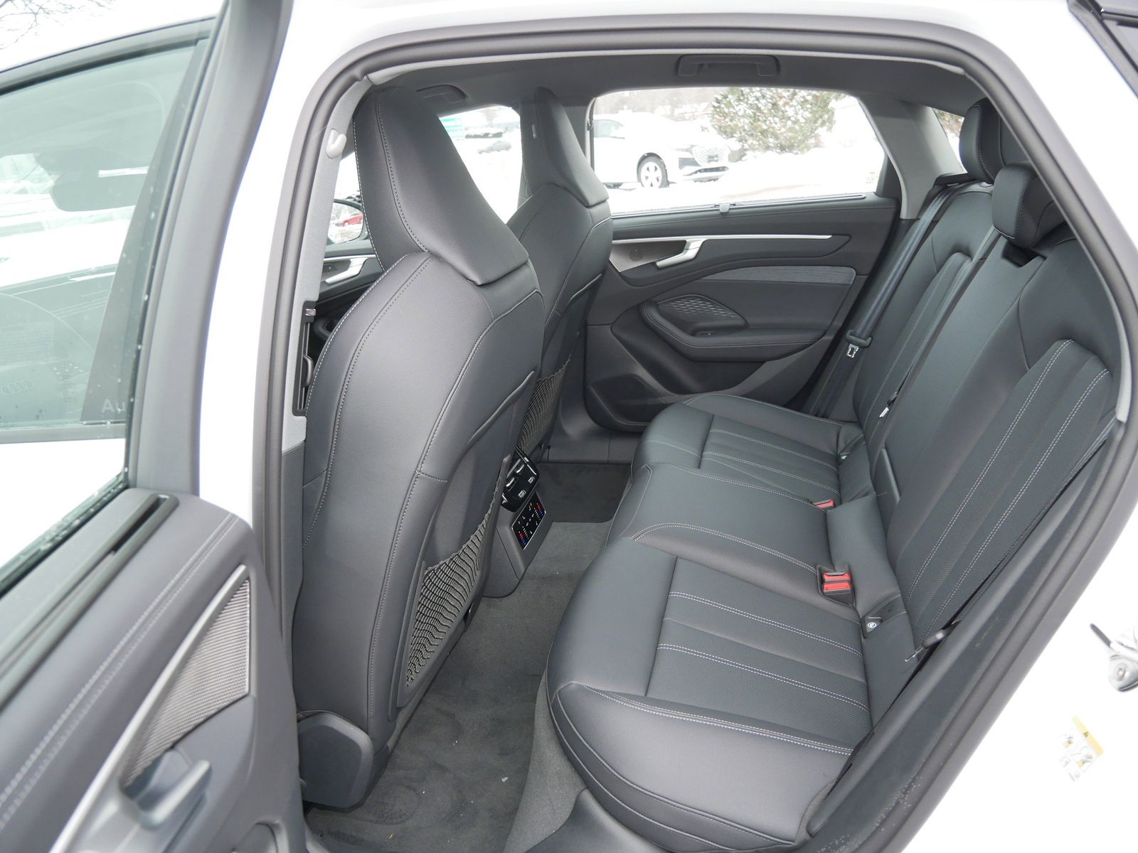 Thumbnail: 2026 Audi A6 - 7