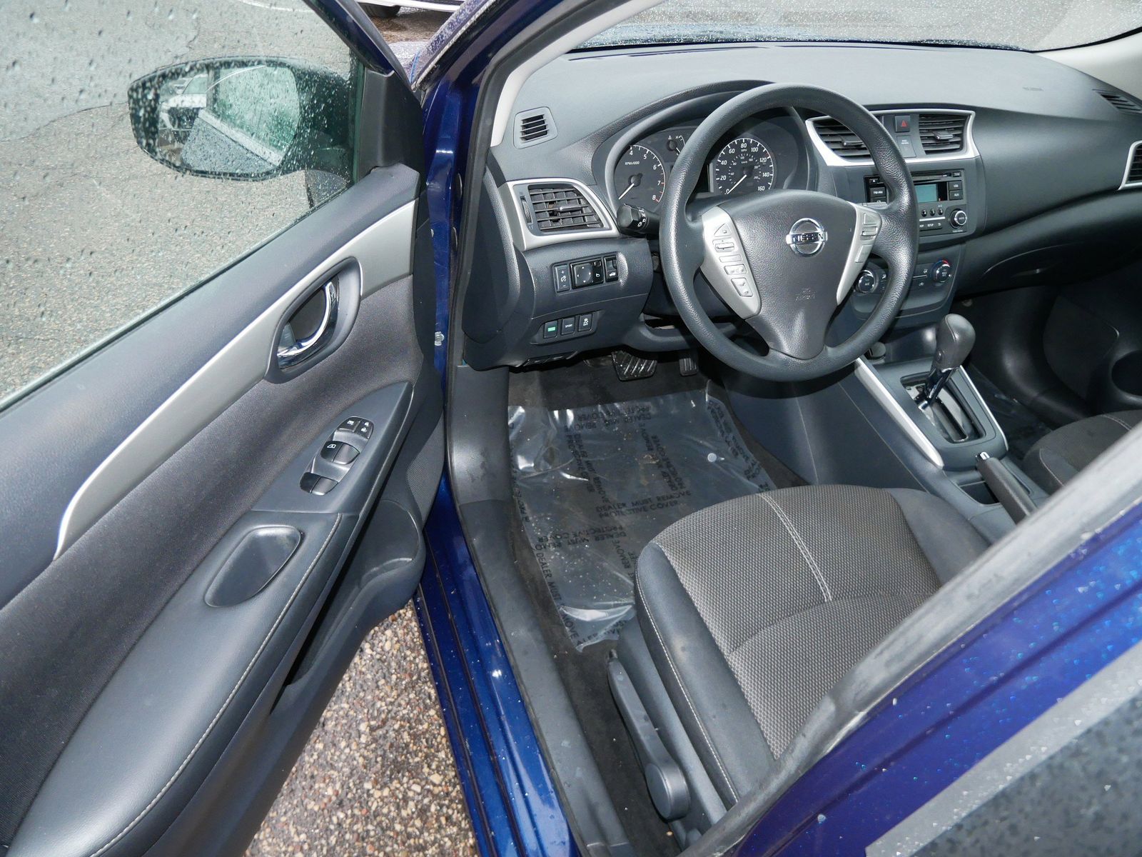 Thumbnail: 2017 Nissan Sentra - 7