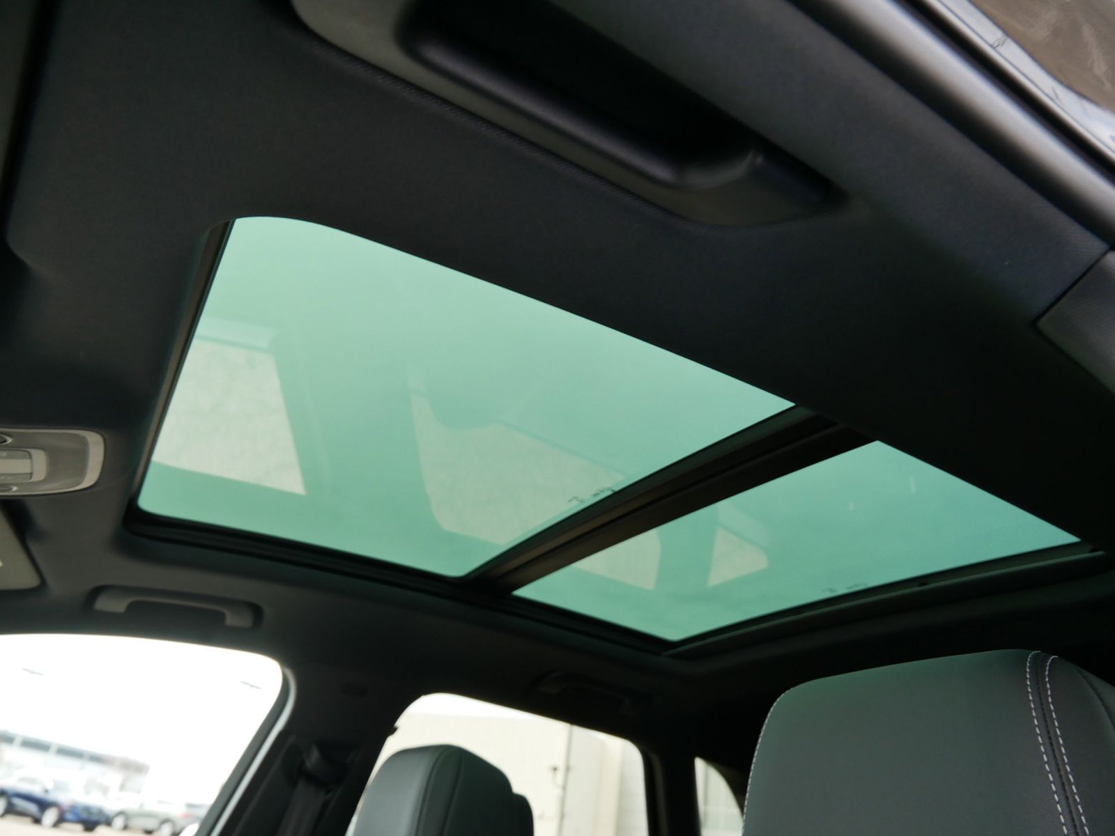 Thumbnail: 2023 Audi Q3 - 11