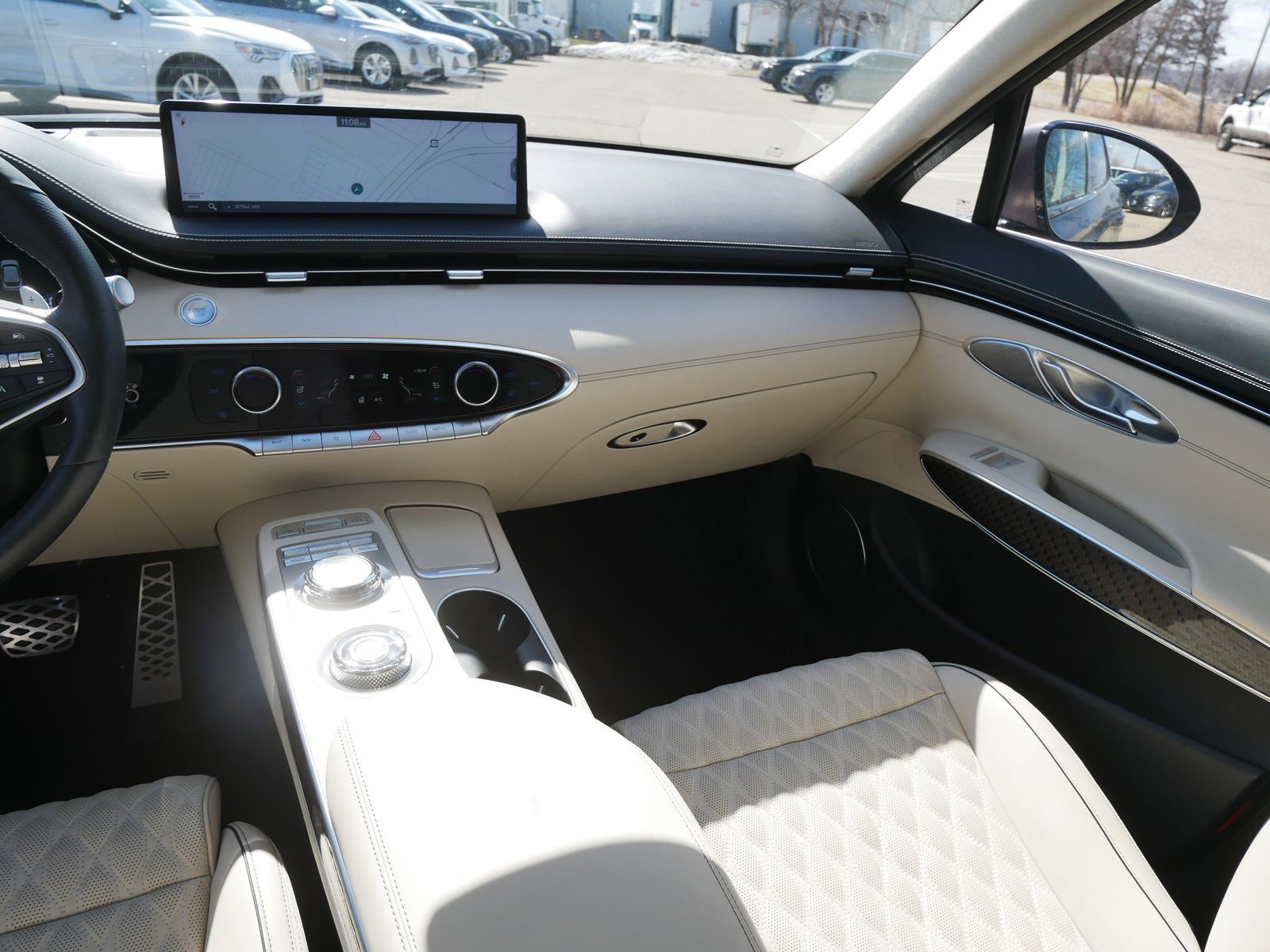 Thumbnail: 2023 Genesis GV70 - 13