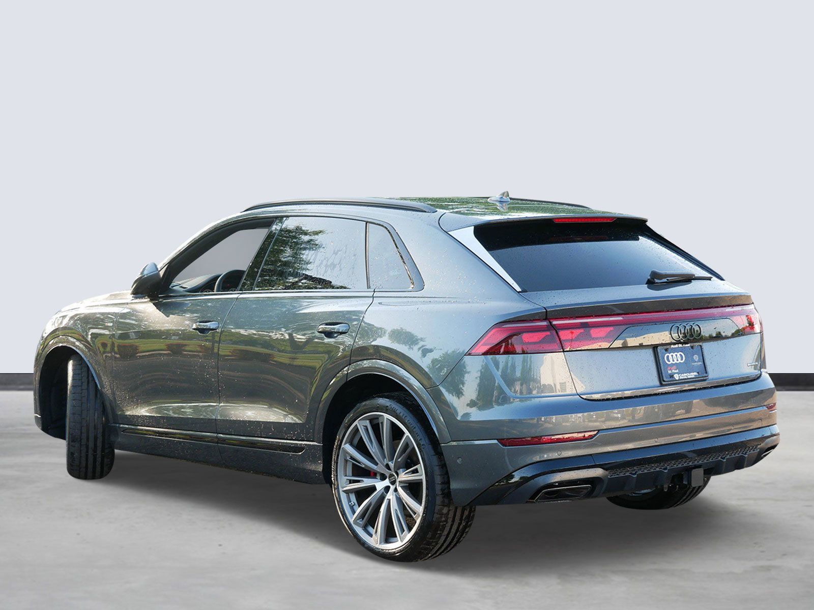 Thumbnail: 2026 Audi Q8 - 3