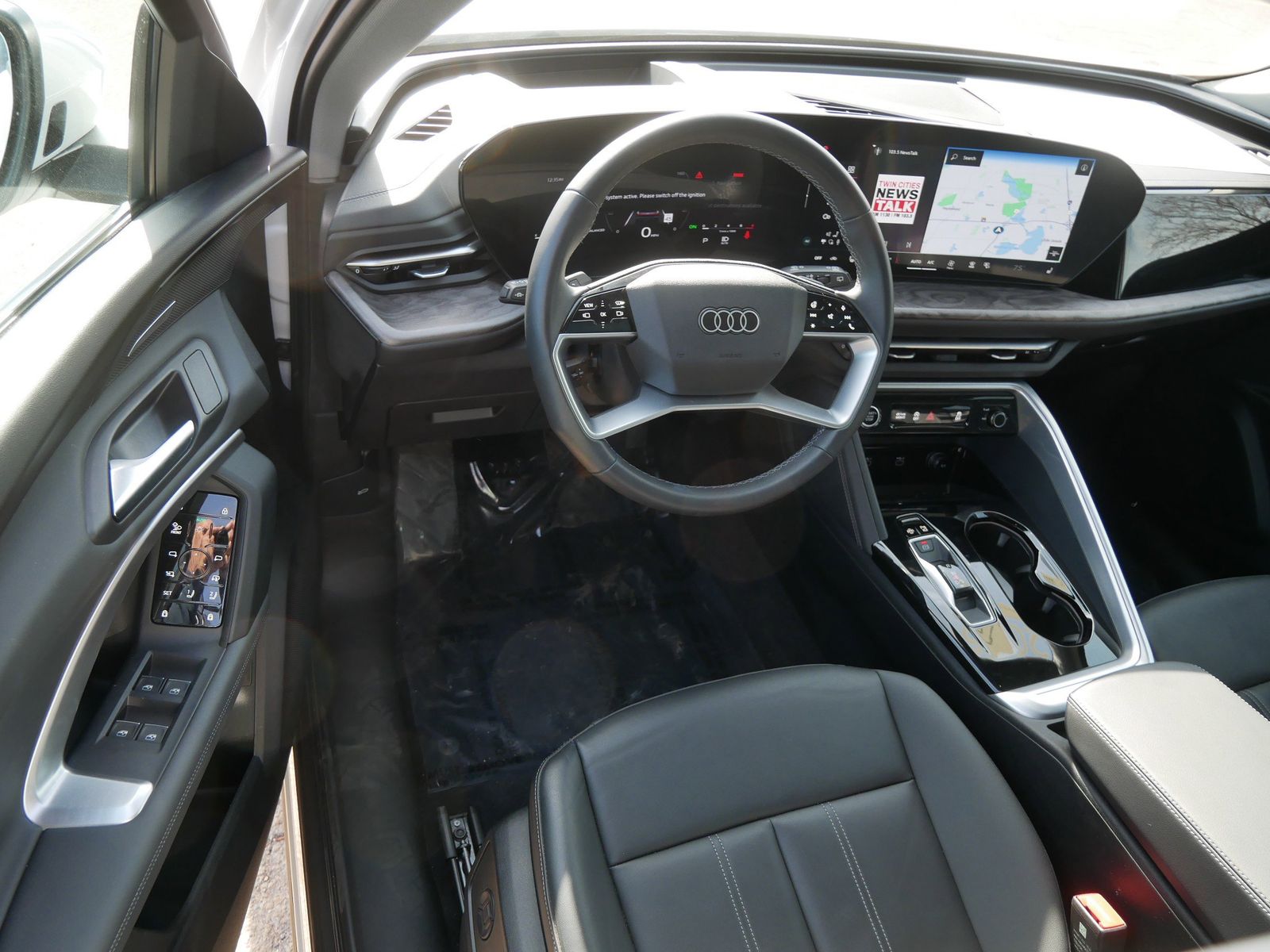 Thumbnail: 2025 Audi Q5 - 9