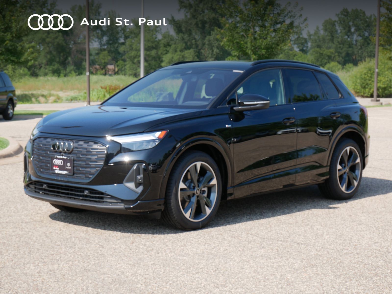 Thumbnail: 2025 Audi Q4 e-tron - 1