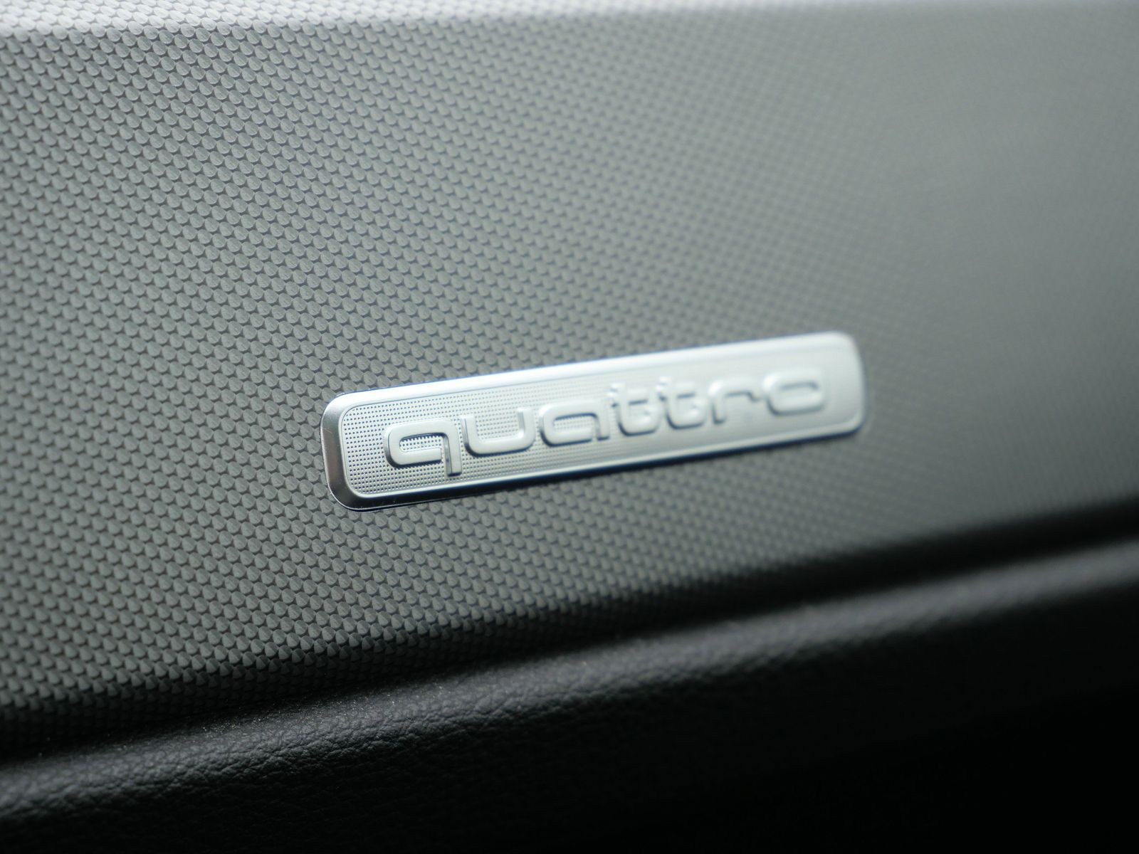 Thumbnail: 2023 Audi Q3 - 28