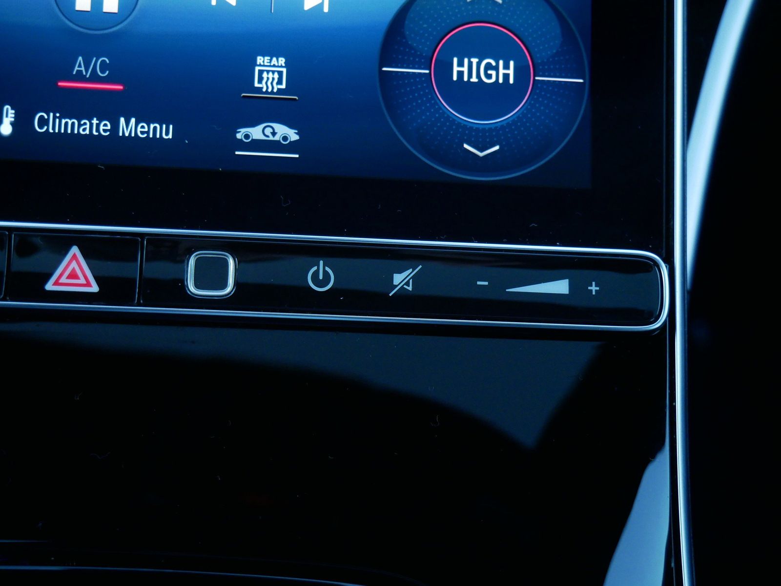 Thumbnail: 2022 Mercedes-Benz C-Class - 30