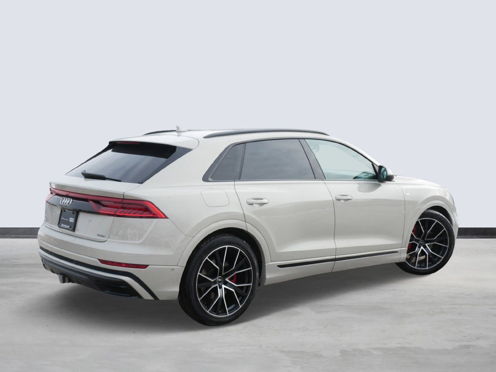 Thumbnail: 2021 Audi Q8 - 4