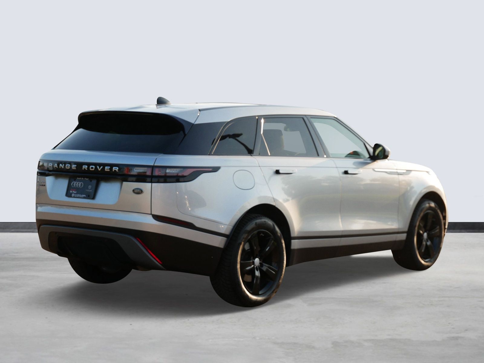 Thumbnail: 2020 Land Rover Range Rover Velar - 3
