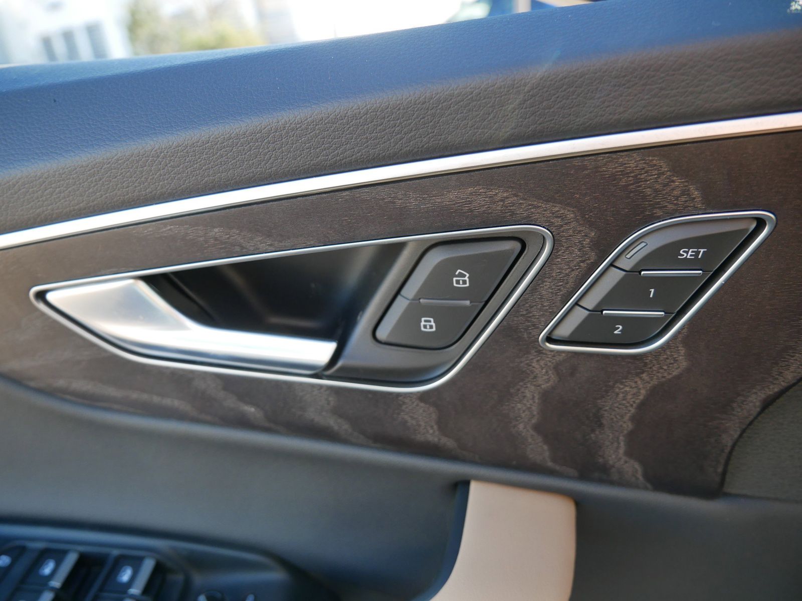 Thumbnail: 2026 Audi Q7 - 17