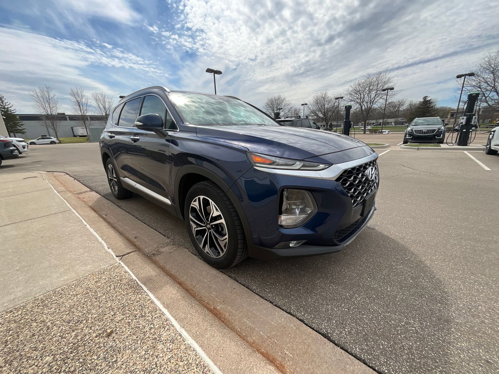 Thumbnail: 2019 Hyundai Santa Fe - 6