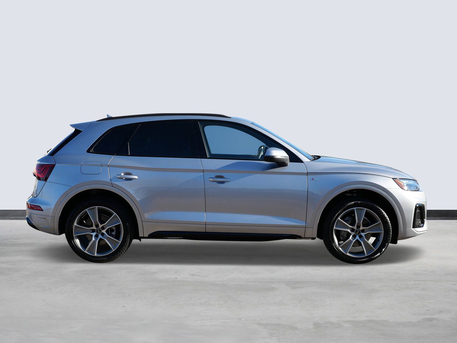 Thumbnail: 2025 Audi Q5 - 5