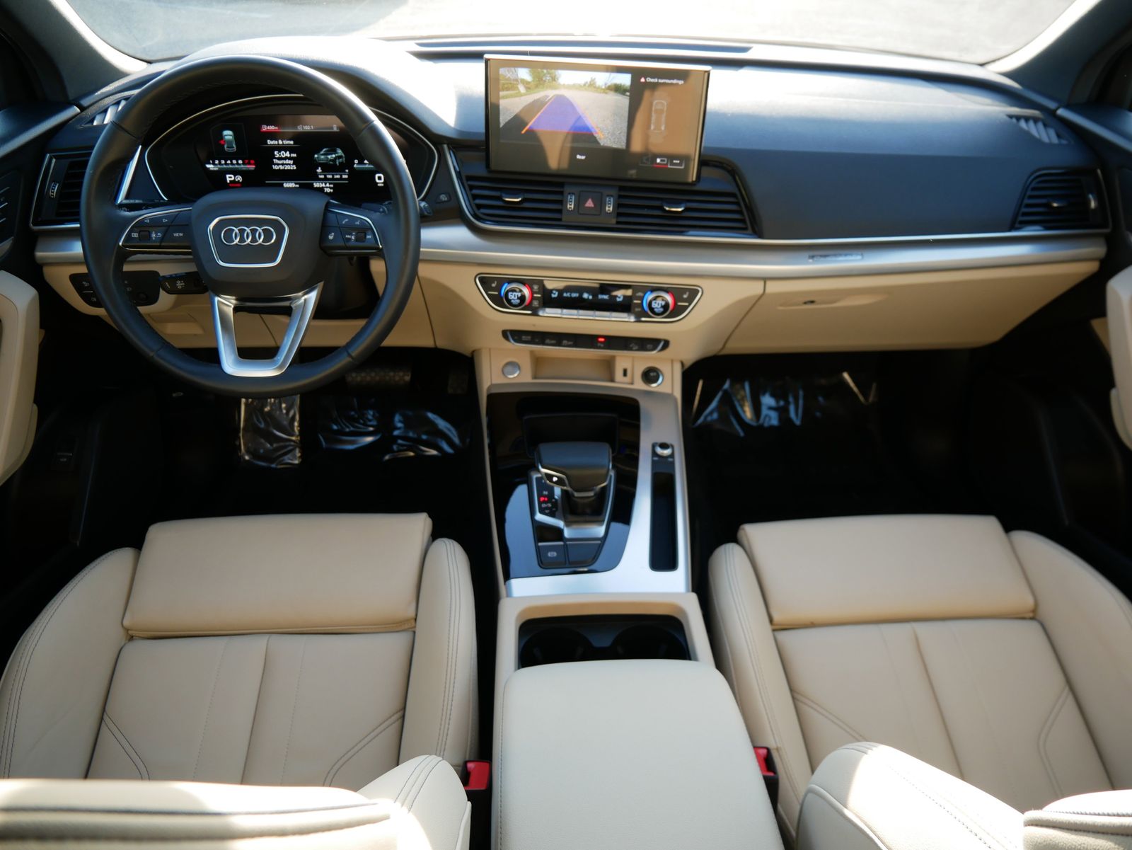 Thumbnail: 2025 Audi Q5 - 13