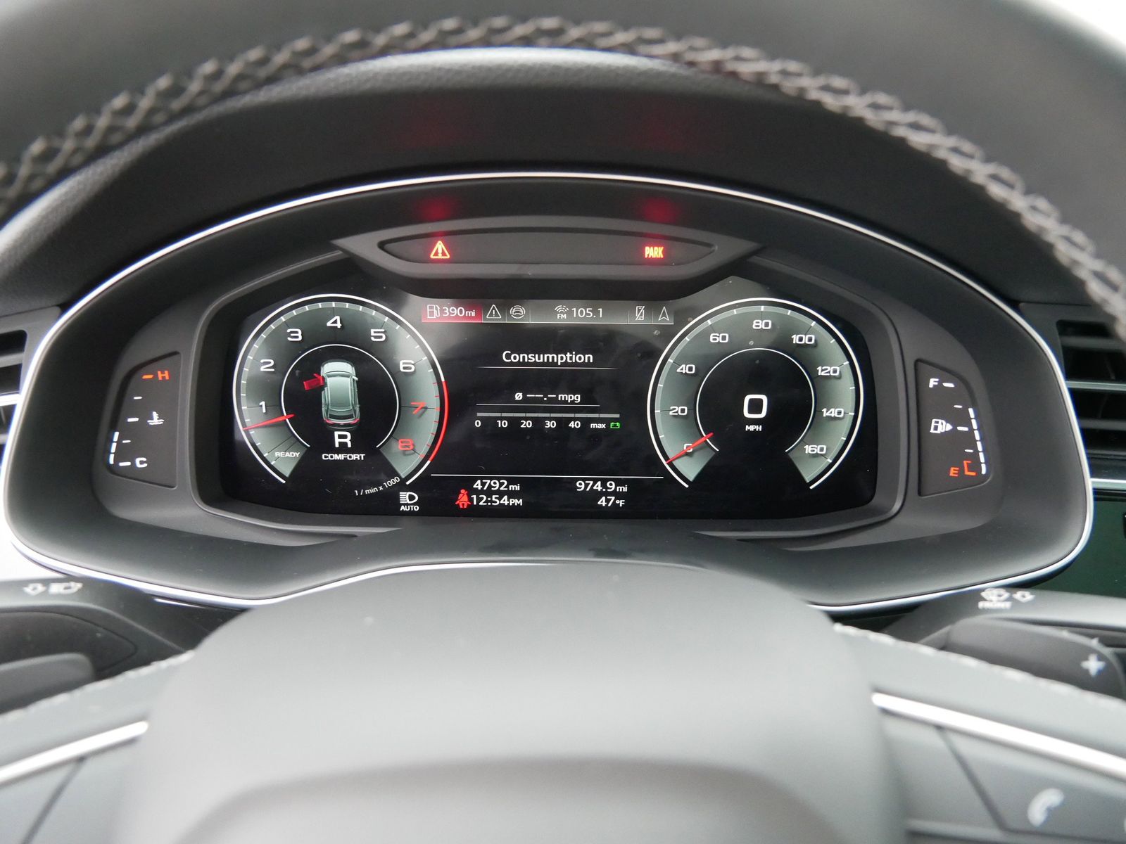 Thumbnail: 2025 Audi Q8 - 24