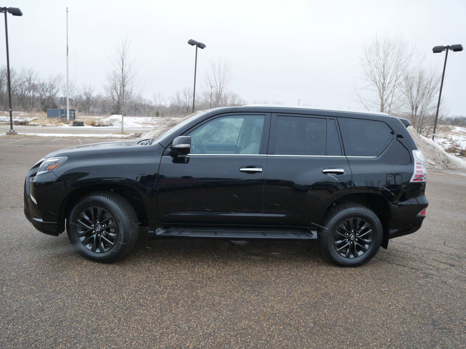 Thumbnail: 2022 Lexus GX - 2