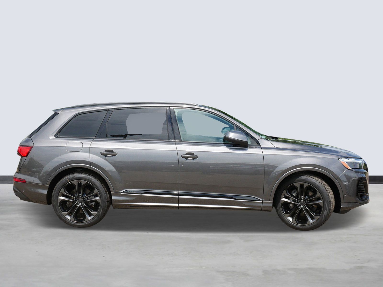 Thumbnail: 2026 Audi Q7 - 5