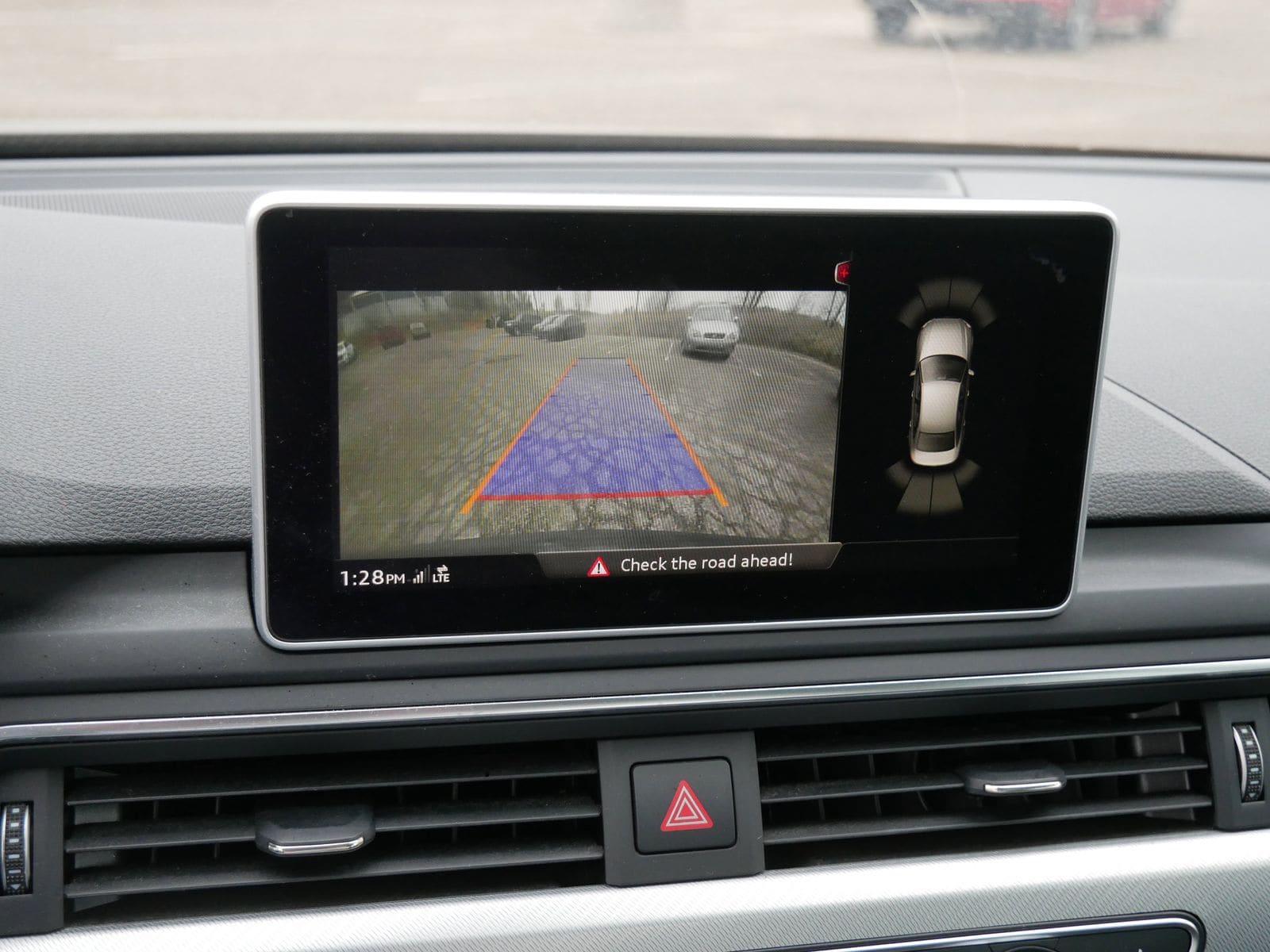 Thumbnail: 2017 Audi A4 - 8