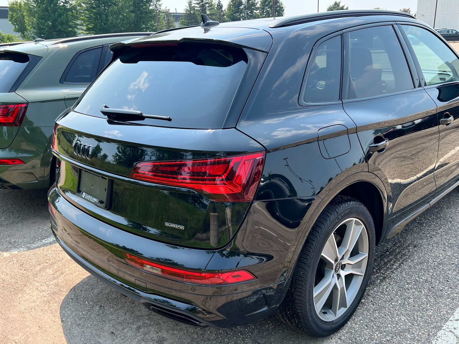 Thumbnail: 2025 Audi Q5 - 4