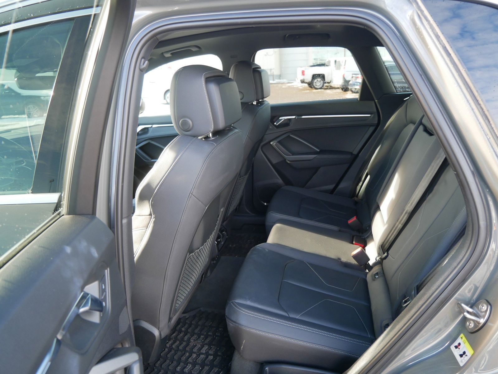 Thumbnail: 2019 Audi Q3 - 10