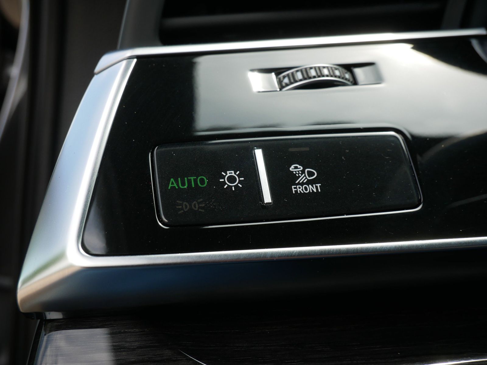 Thumbnail: 2026 Audi Q7 - 28