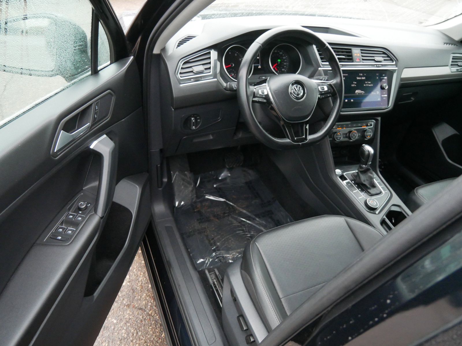 Thumbnail: 2019 Volkswagen Tiguan - 9