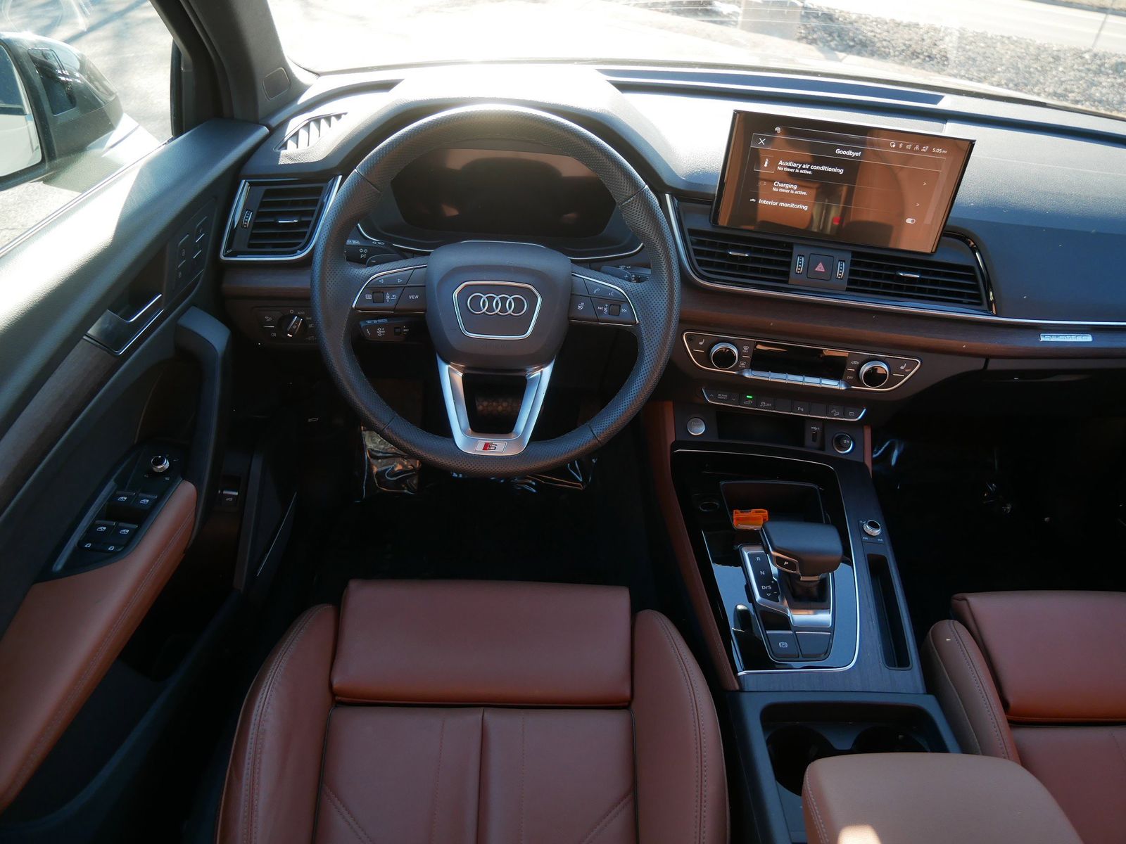 Thumbnail: 2025 Audi Q5 - 11