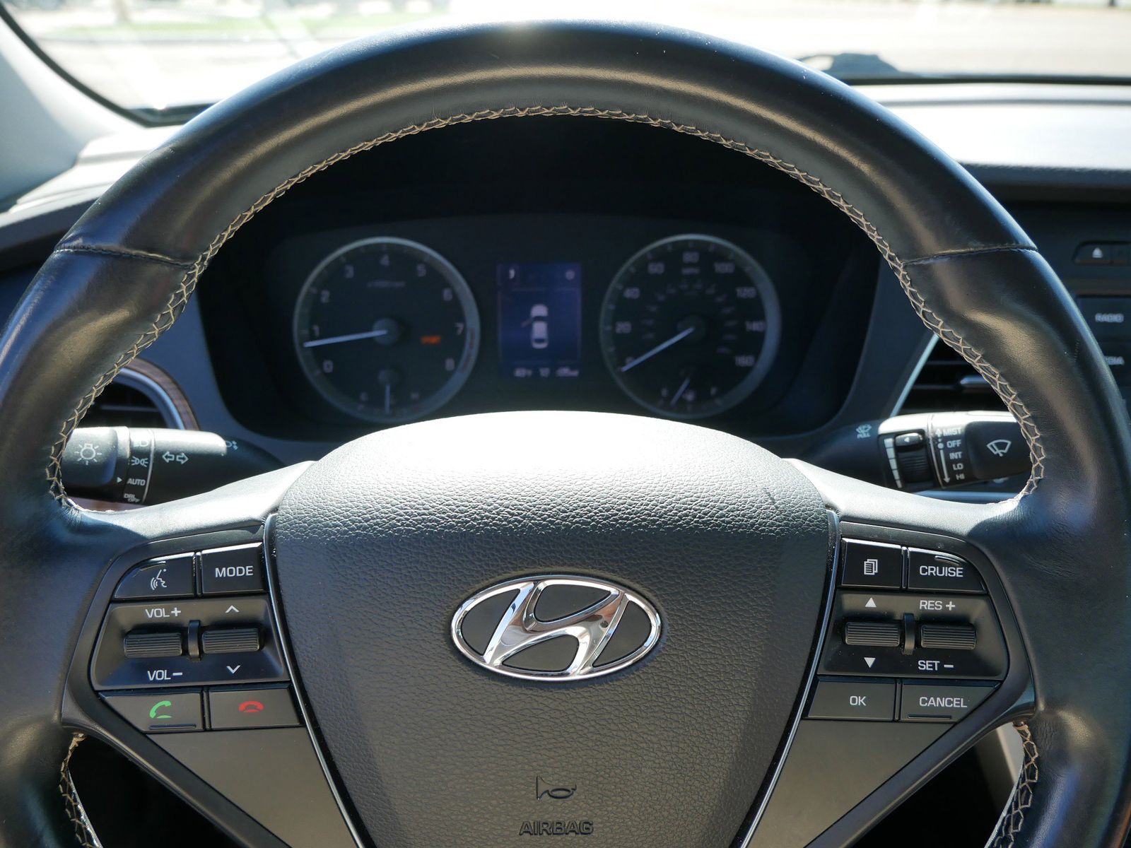 Thumbnail: 2015 Hyundai Sonata - 20