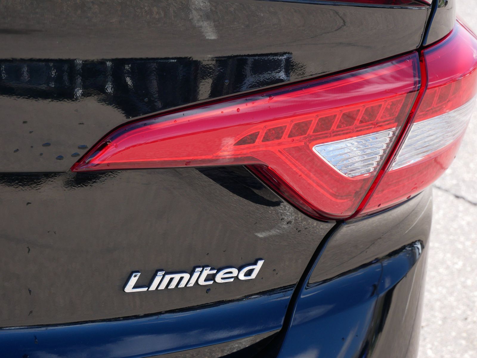 Thumbnail: 2015 Hyundai Sonata - 9
