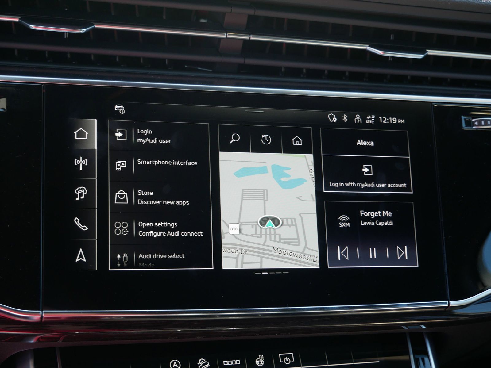 Thumbnail: 2026 Audi Q7 - 22