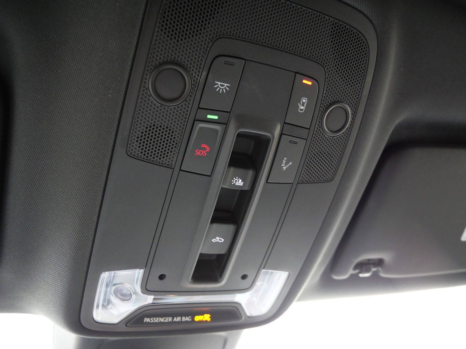 Thumbnail: 2025 Audi Q3 - 24