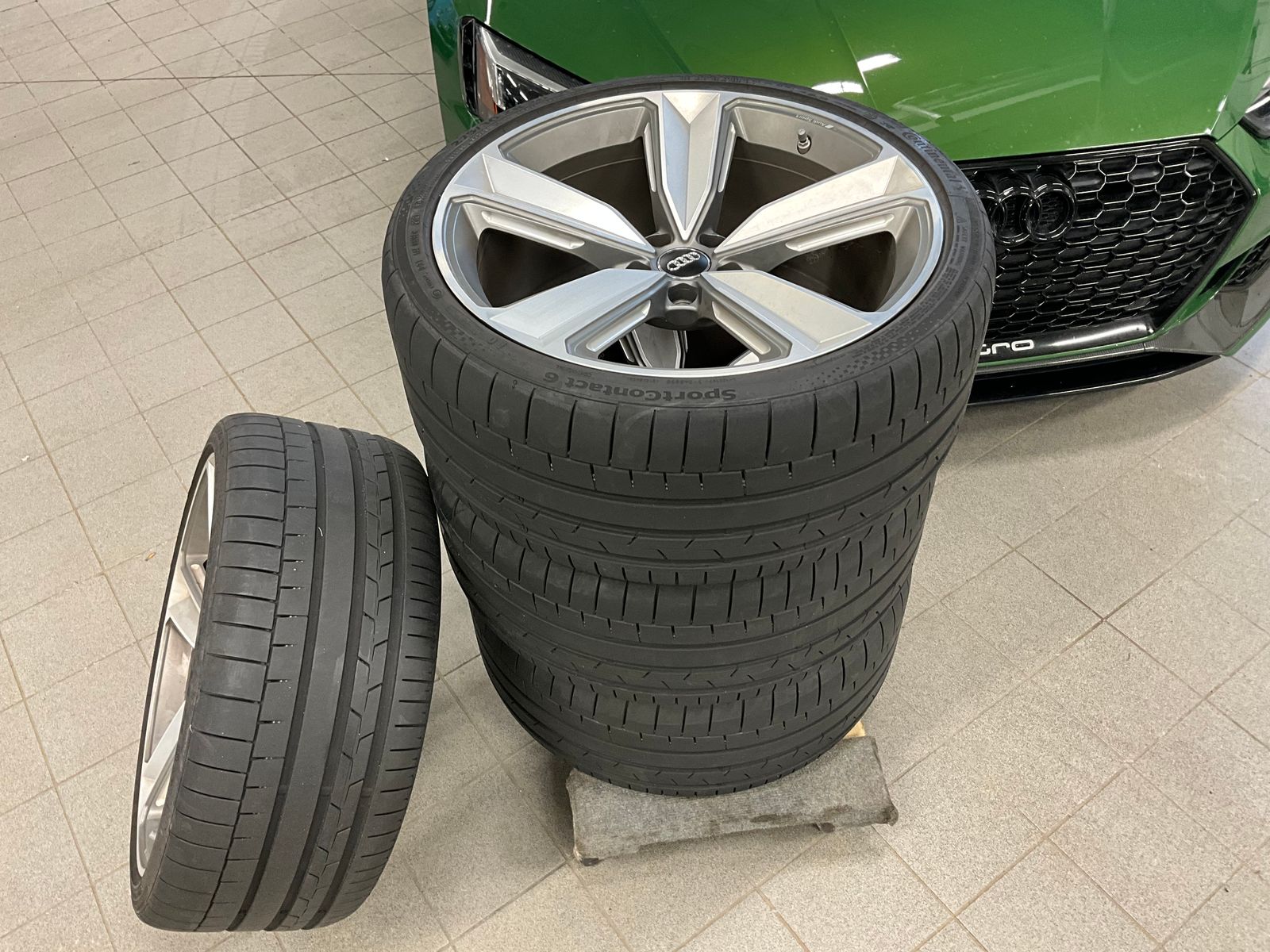 Thumbnail: 2019 Audi RS 5 - 14