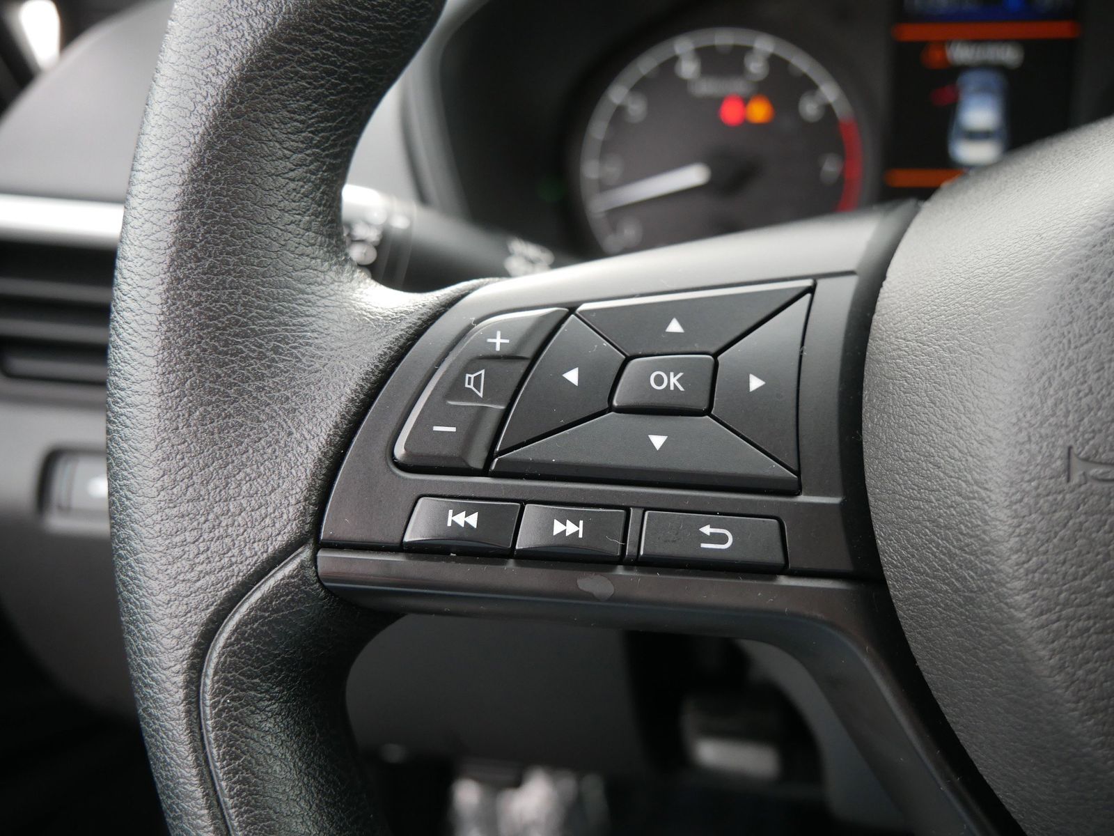 Thumbnail: 2024 Nissan Altima - 25