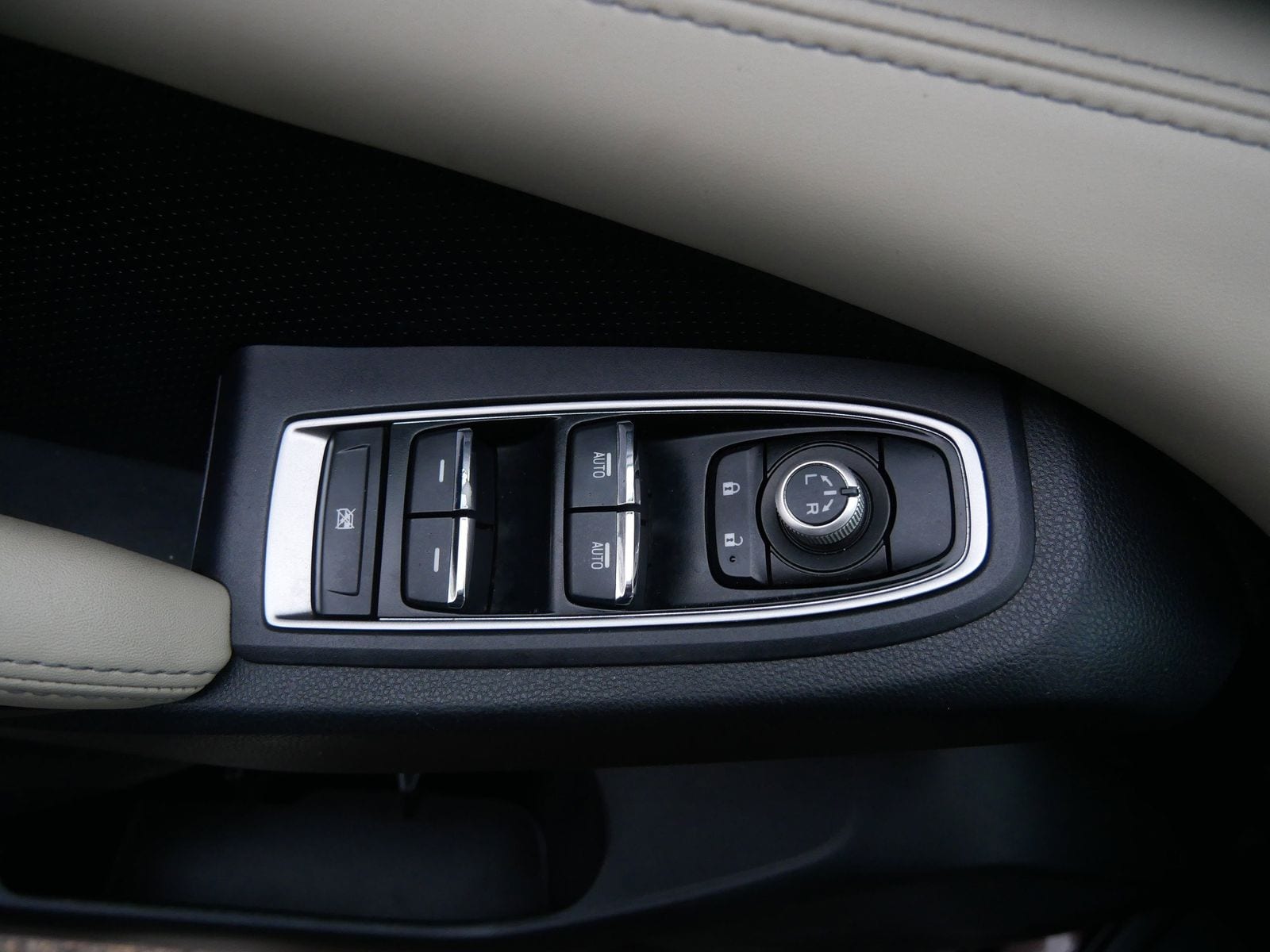 Thumbnail: 2020 Subaru Ascent - 15