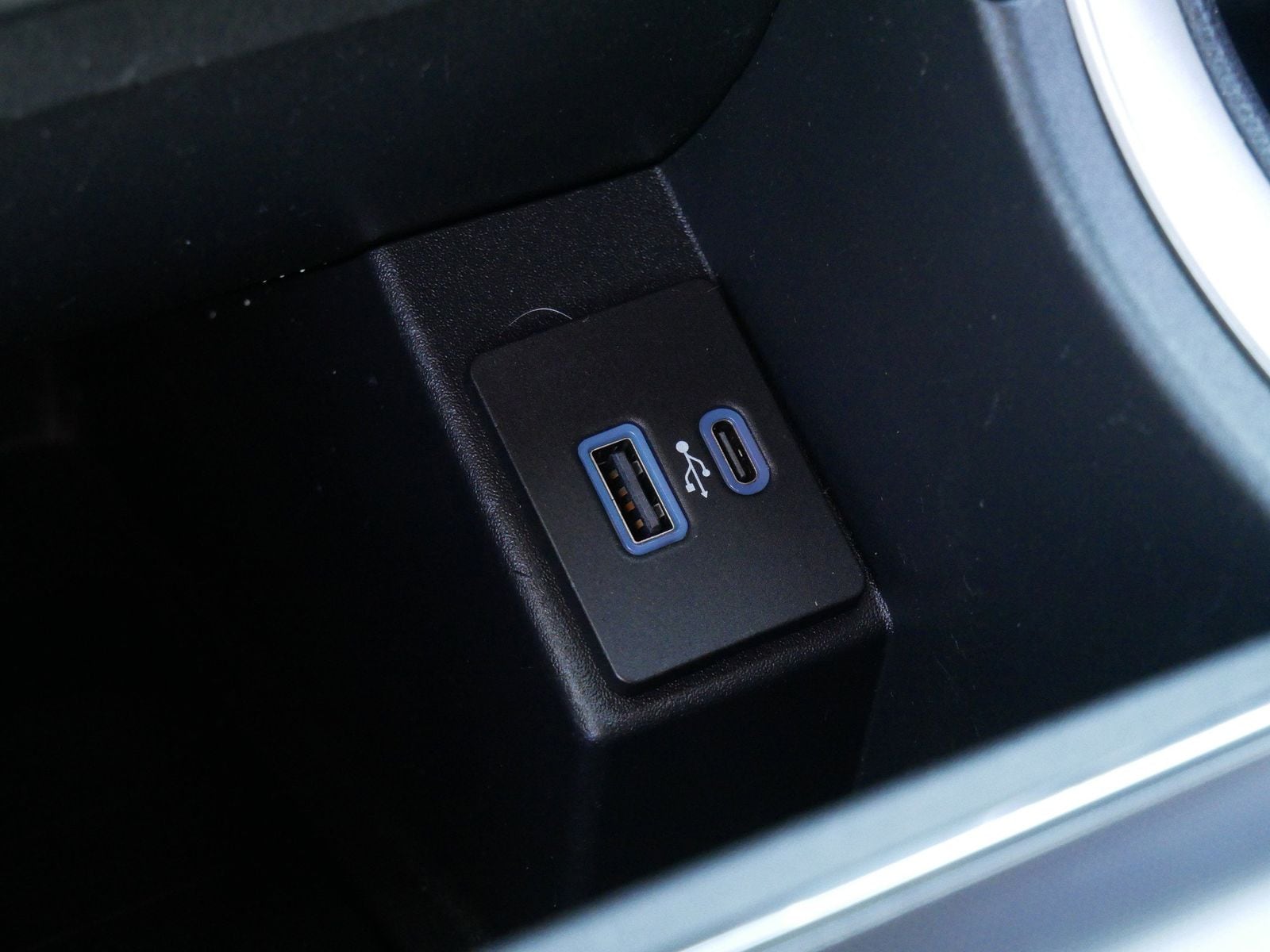 Thumbnail: 2024 Ford Edge - 23