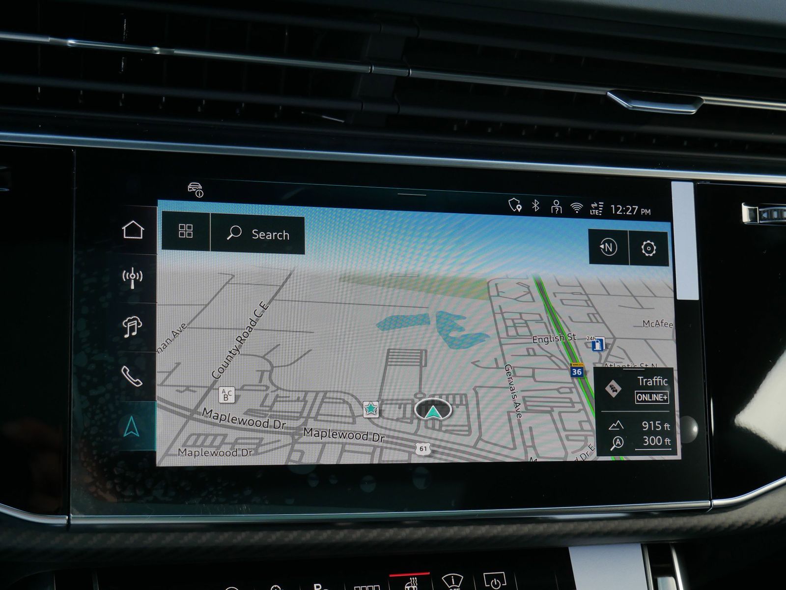 Thumbnail: 2026 Audi RS Q8 - 26