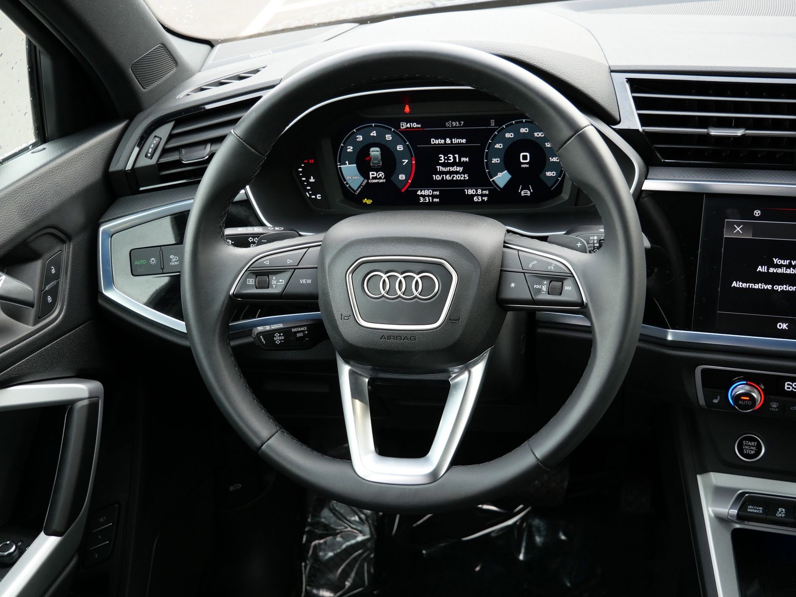 Thumbnail: 2025 Audi Q3 - 14