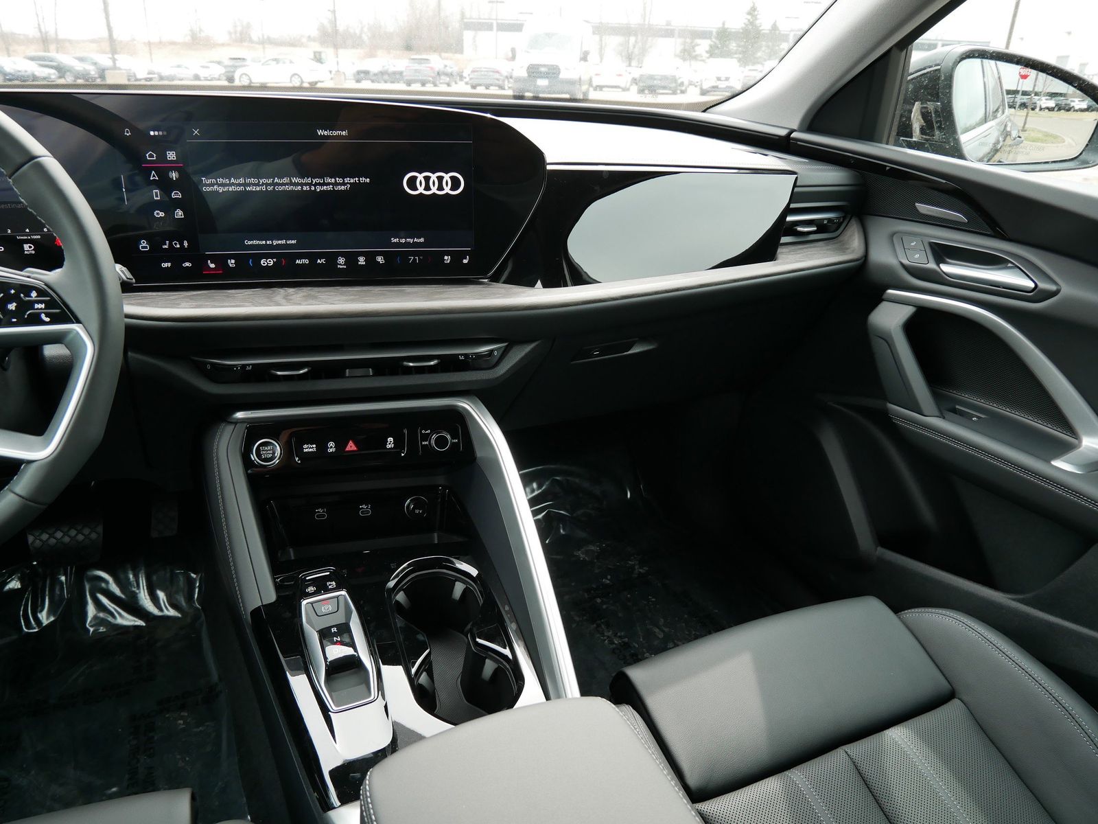 Thumbnail: 2025 Audi Q5 - 12