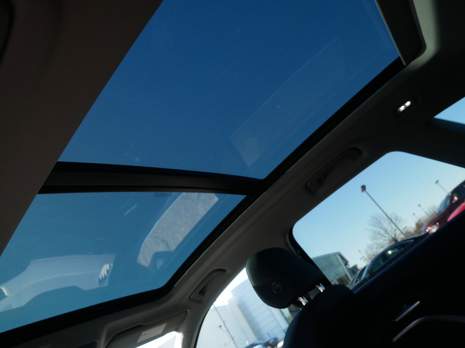 Thumbnail: 2025 Audi Q5 - 11