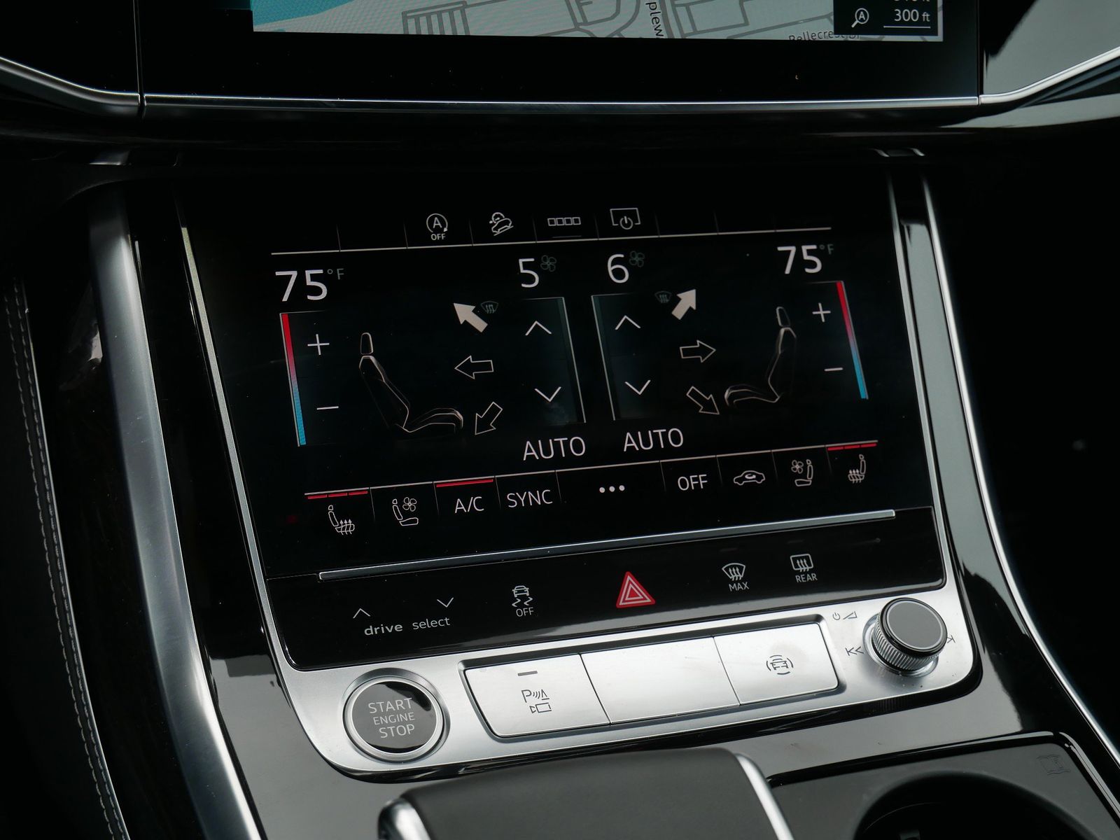 Thumbnail: 2025 Audi Q8 - 17