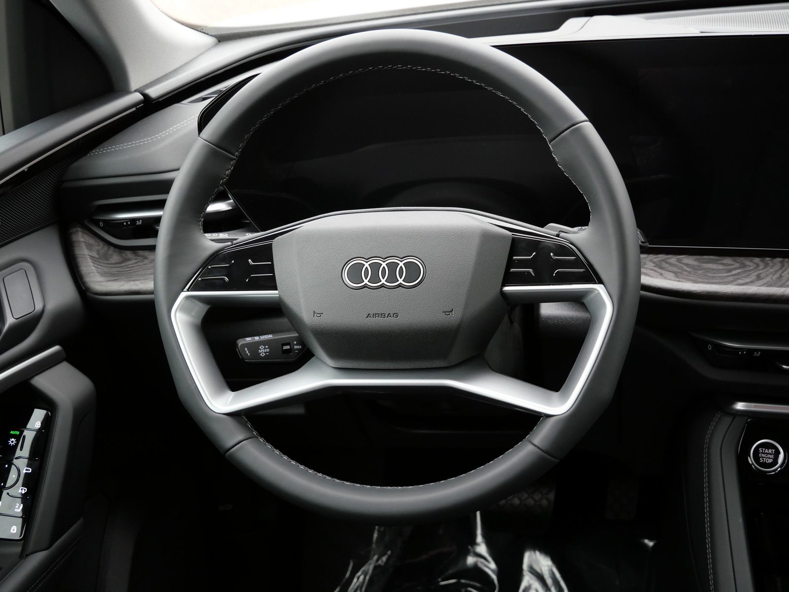 Thumbnail: 2025 Audi Q5 - 11