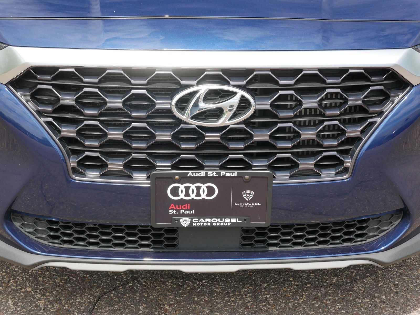 Thumbnail: 2019 Hyundai Santa Fe - 8