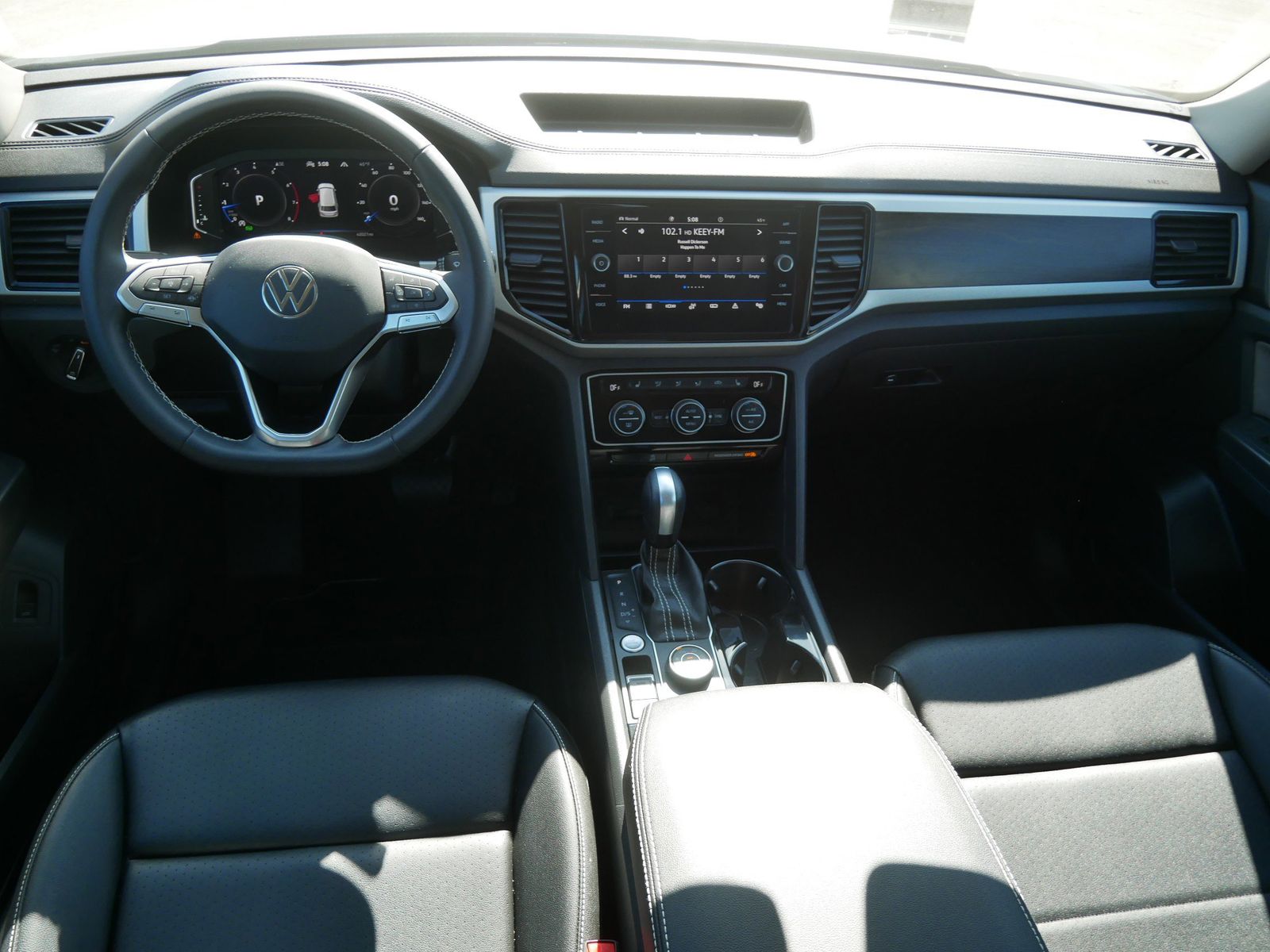 Thumbnail: 2023 Volkswagen Atlas - 12