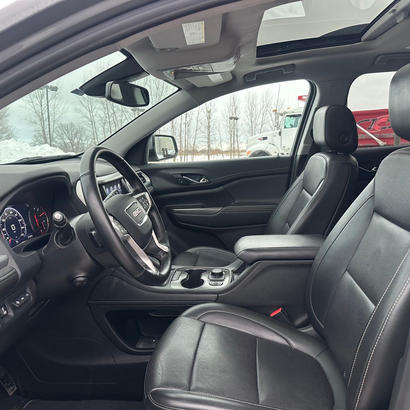 Thumbnail: 2023 GMC Acadia - 5