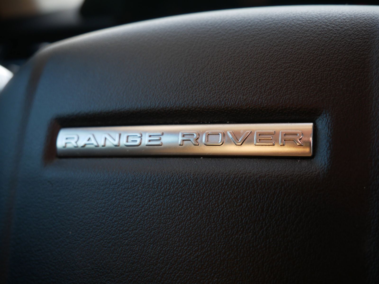 Thumbnail: 2020 Land Rover Range Rover Velar - 26