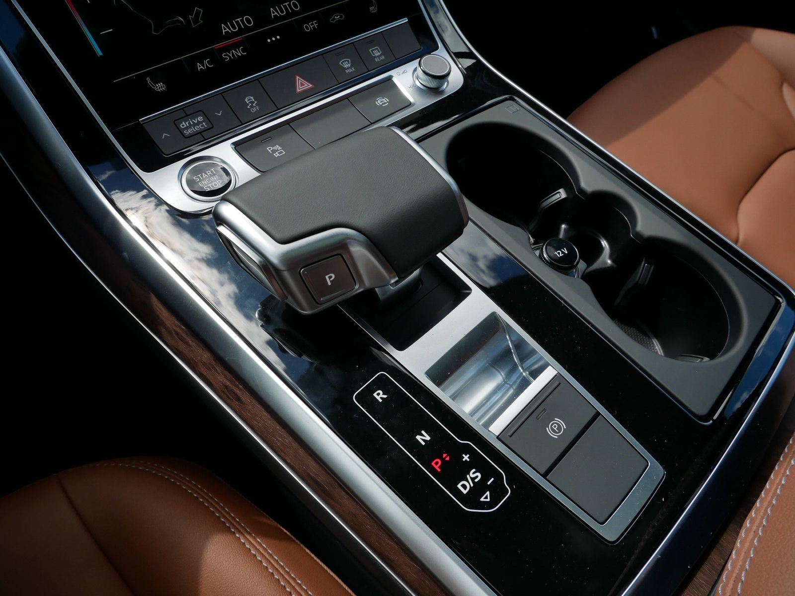 Thumbnail: 2026 Audi Q7 - 22